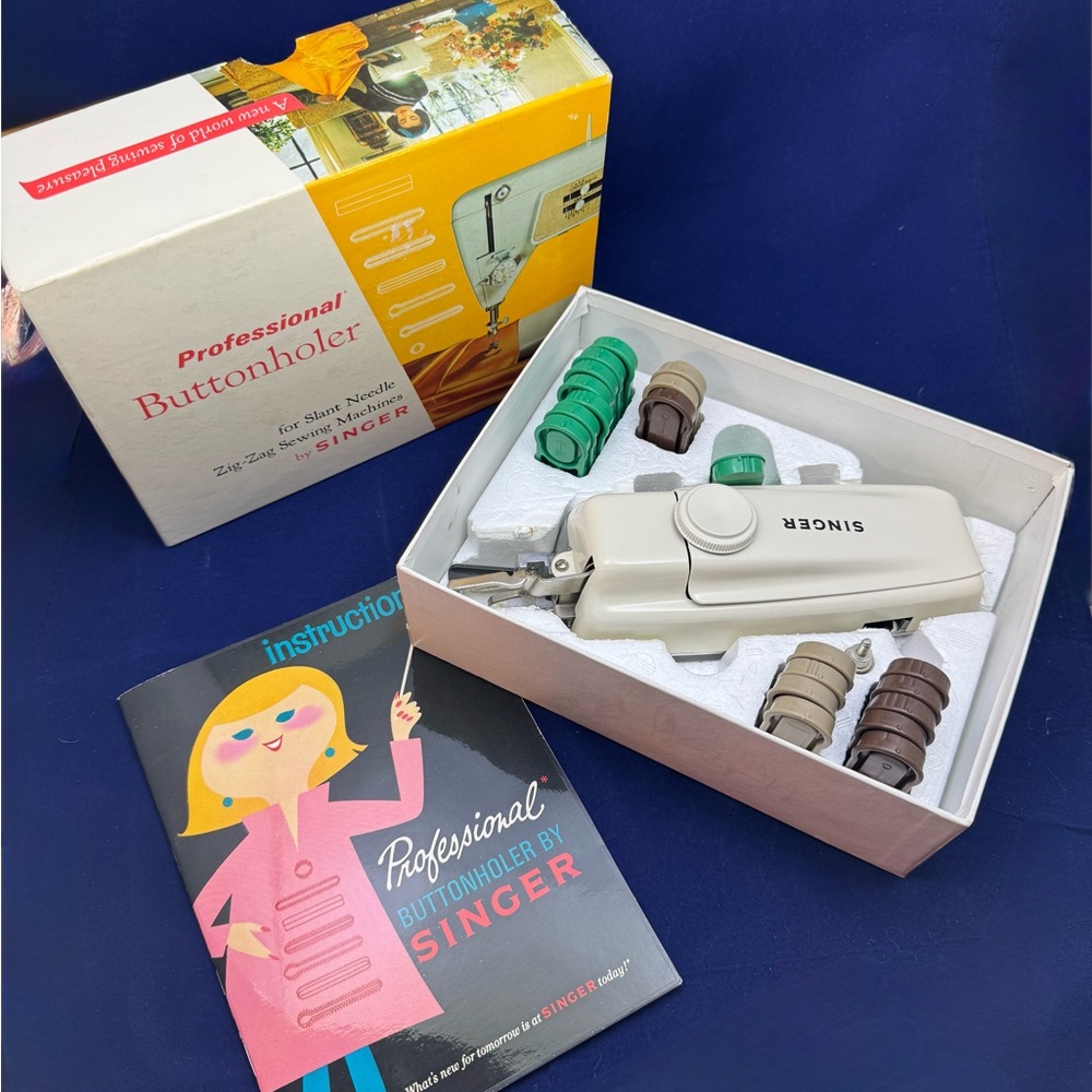 Vintage Singer Professional Buttonholer for Slant Needle Zig-Zag Machines - Comp